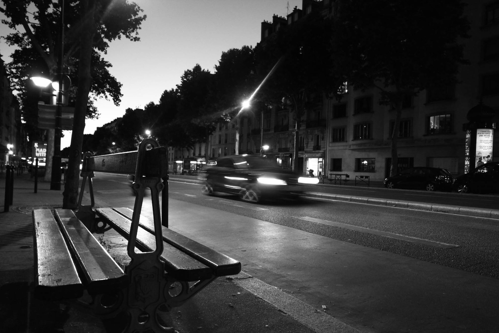 Nuit, vitesse, boulevard du Montparnasse
