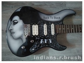 guitar Amy Winehouse ... indians.r.brush...Nimes