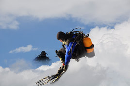 Histoires de Nuages, Plongée en eau trouble