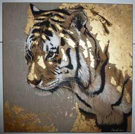 Tigre en or