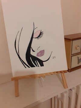 Visage de femme emport&eacute; par l'oc&eacute;an