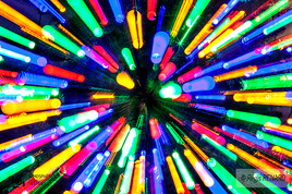 Eruption de lumi&egrave;res