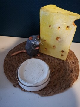 Fromages et petit rat