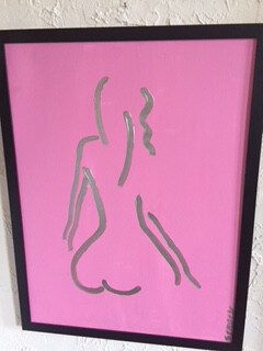 Femme nue en rose