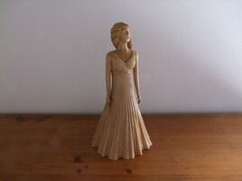 L'&eacute;ternel f&eacute;minin ( Le bal )