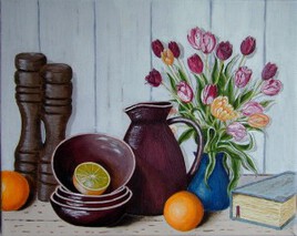 Nature morte -Accessoires de cuisine et vase de tulipes