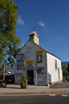 la petite église de bois d' Olive (la Réunion)