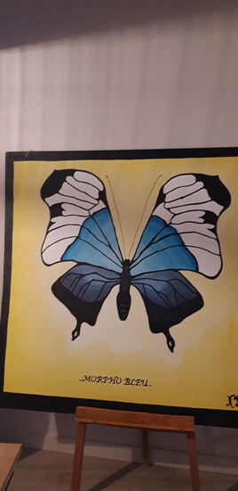 Papillon morpho bleu
