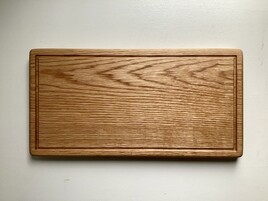 Planche &agrave; d&eacute;couper utilisable deux c&ocirc;t&eacute;s en ch&ecirc;ne,