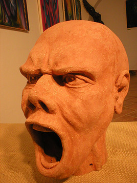 Sculpture en c&eacute;ramique