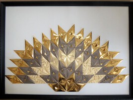 éventail doré en origami