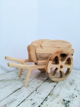 Charrette de fleuriste en bois