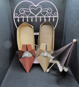 chaussures et parapluie en origami