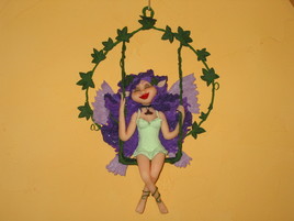 Elfe sur balan&ccedil;oire