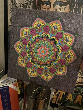 R&eacute;alisation mandala de ma fille les couleur des &eacute;motions comme elle et appelle