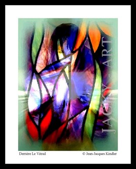 Derrière Le Vitrail