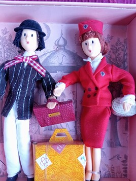 L'hôtesse de l'air et son passager -