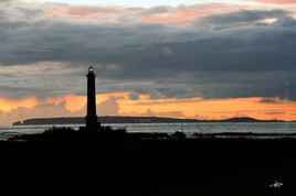 Contre jour au phare de Goury