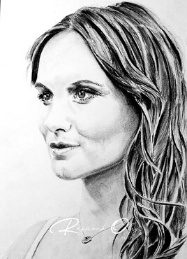 Ana Girardot