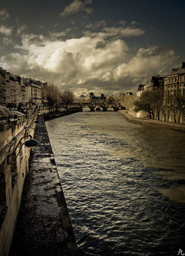 Dark winter docks in Paris