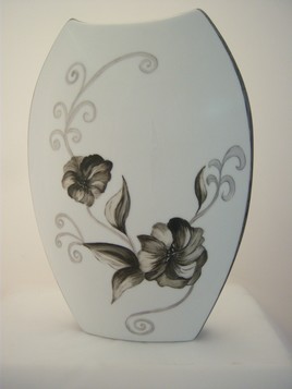 VASE FLEURS MONOCHROME