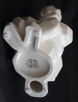 Egalité - Détail avec logo