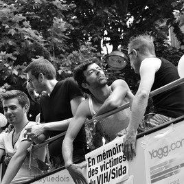 Se laiss&eacute; envahir par le bruit