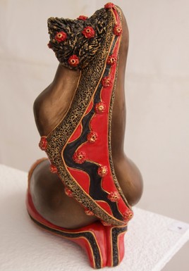 SYBELLE en rouge dos