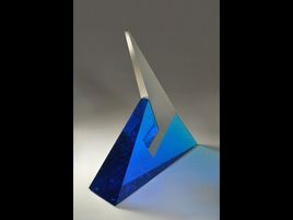 pyramide bleue