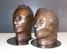 Têtes en Bronze