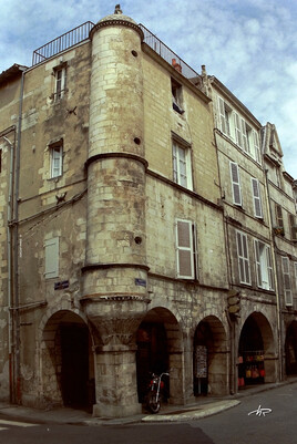 Angle-de-rues-La-Rochelle-en-1998