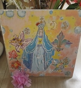 Marie nous ouvre les bras