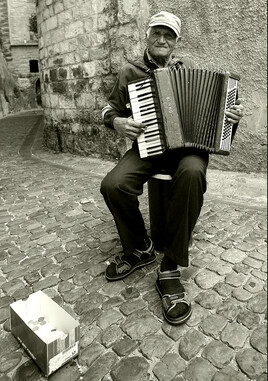 Joueur d'accordéon - Le fichier 20€ - Tirages tous formats voir mon site sur mon profil