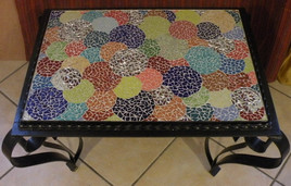 Table multicolore