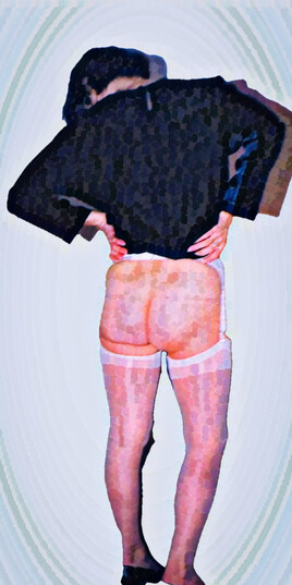 Femme ayant ôté sa jupe 2