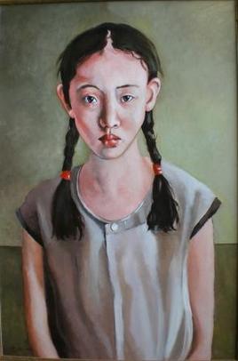 ritratto di cinesina con trecce