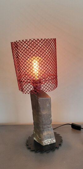 une seconde vie lumineuse pour ces tr&eacute;sors d'atelier.