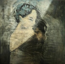 Femme en serviette de bain