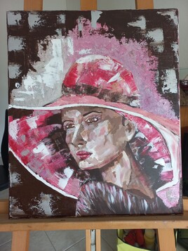 Femme au chapeau romantique 2