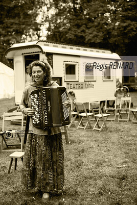 Manège : L'accordéoniste