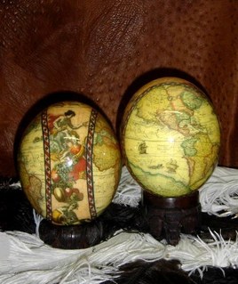 Oeuf d'autruche de d&eacute;coration carte du monde