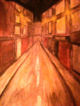 rue commerçante endormie