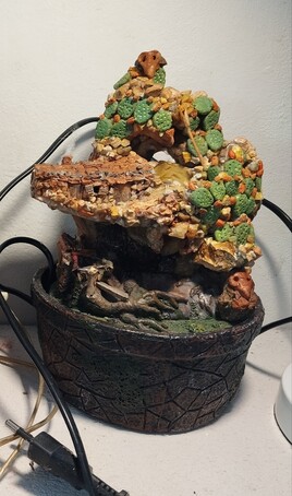 D&eacute;coration d'une fontaine en r&eacute;sine