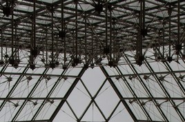 Pyramide du Louvre