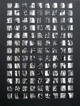 PQ One, Vezuvio, fond noir