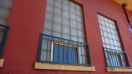 fenêtres barricadées