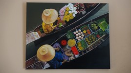 March&eacute; flottant "Le monde d'&agrave; c&ocirc;t&eacute;"