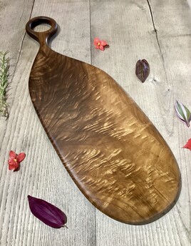 Planche à charcuterie en noyer noir