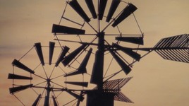 éolienne avec pompe à eau