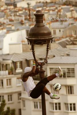 L'artiste sportif  IYA.